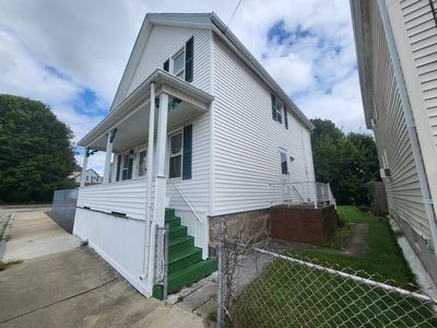 12 Oneko Ln, New Bedford, MA, 02746