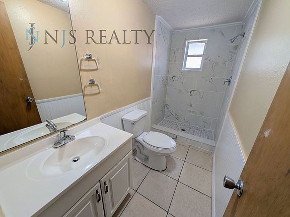 2nd image of 11621 Meadow Dr