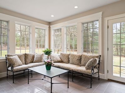 5 Powissett St, Dover, MA, 02030