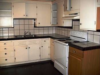 2nd image of 1030 Barbara Ln