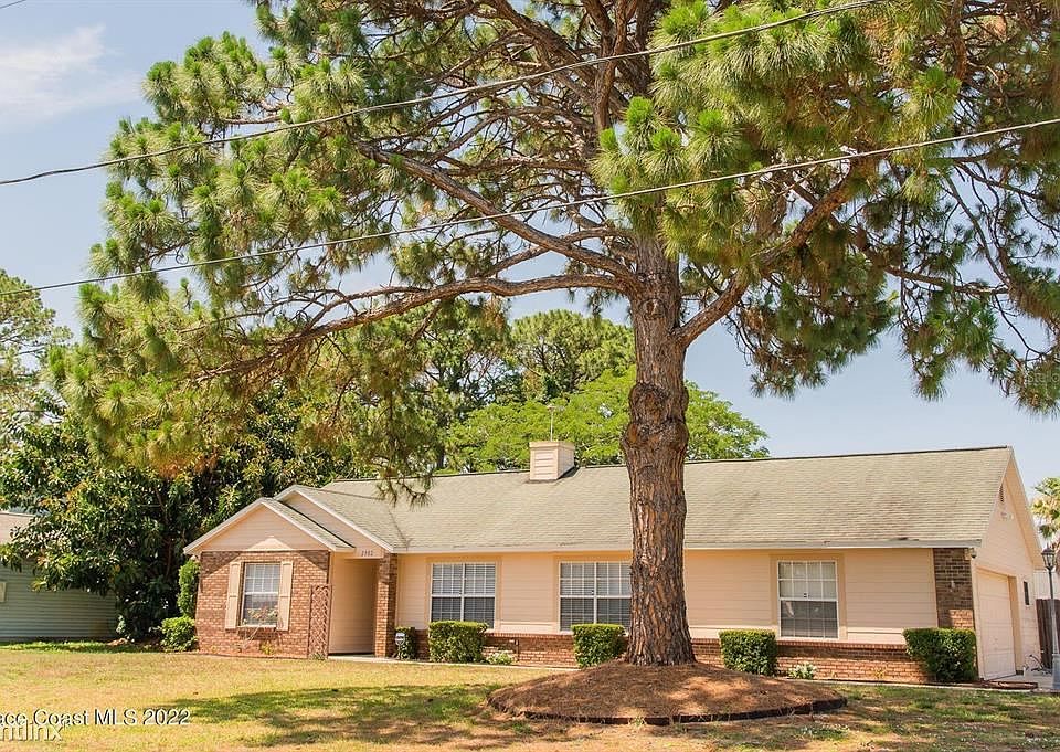 1st image of 2982 Crystal Ct
