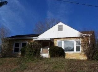 177 Darby Rd, Troutville, VA 24175