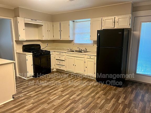 3rd image of 340 Sumerset Ln