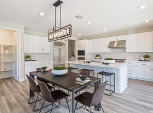 9894 Finch Ave, Fountain Valley, CA 92708