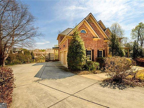2nd image of 2770 Shumard Oak Dr