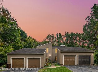 5636 Deville Ct, East Lansing, MI 48823
