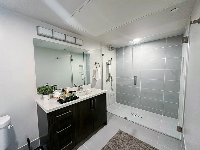 The Dream on Tamarind | Bathroom Example
