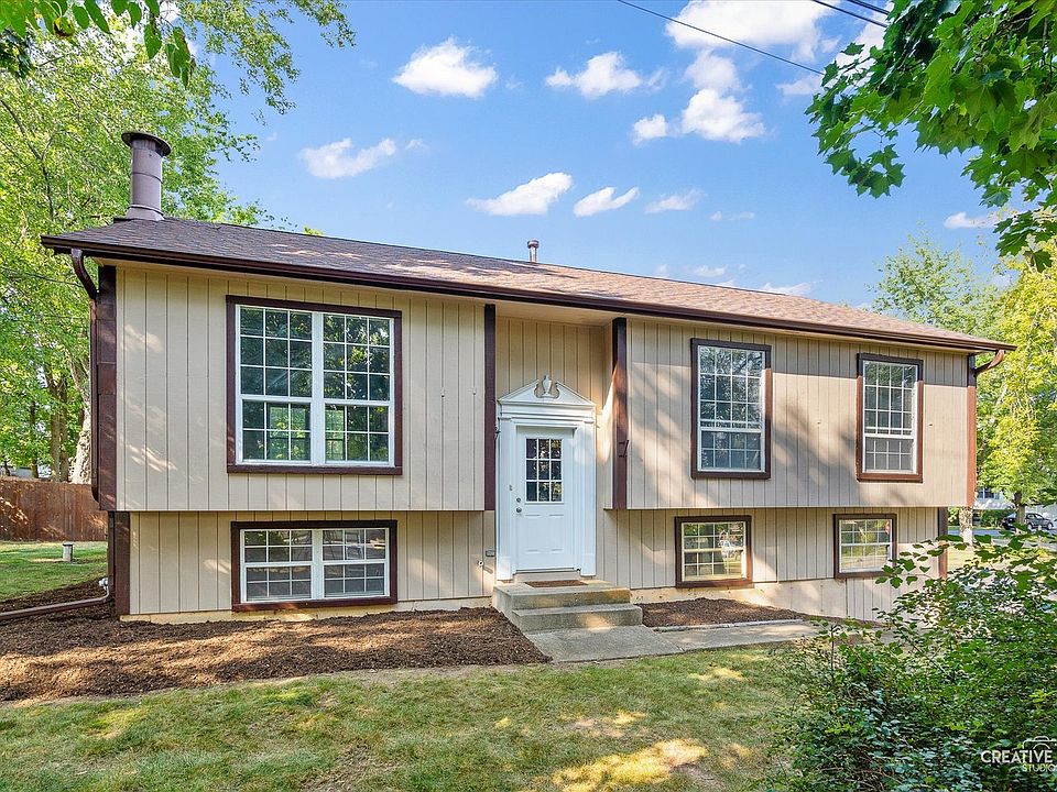 23726 N Overhill Dr, Lake Zurich, IL 60047 | Zillow