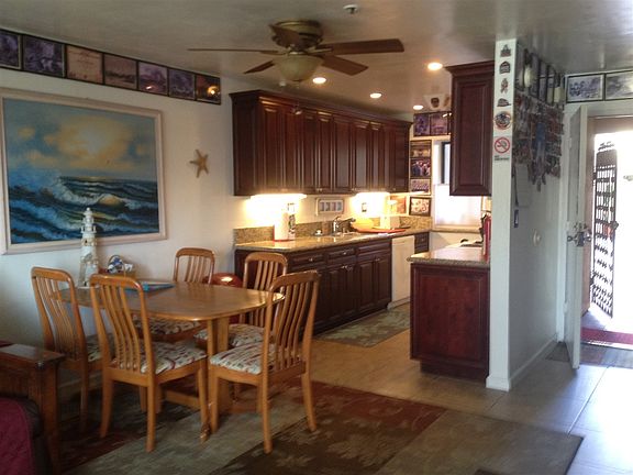 4th image of 4465 Ocean Blvd Unit 5