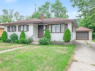 1089 Langeland Ave, Muskegon, MI 49442