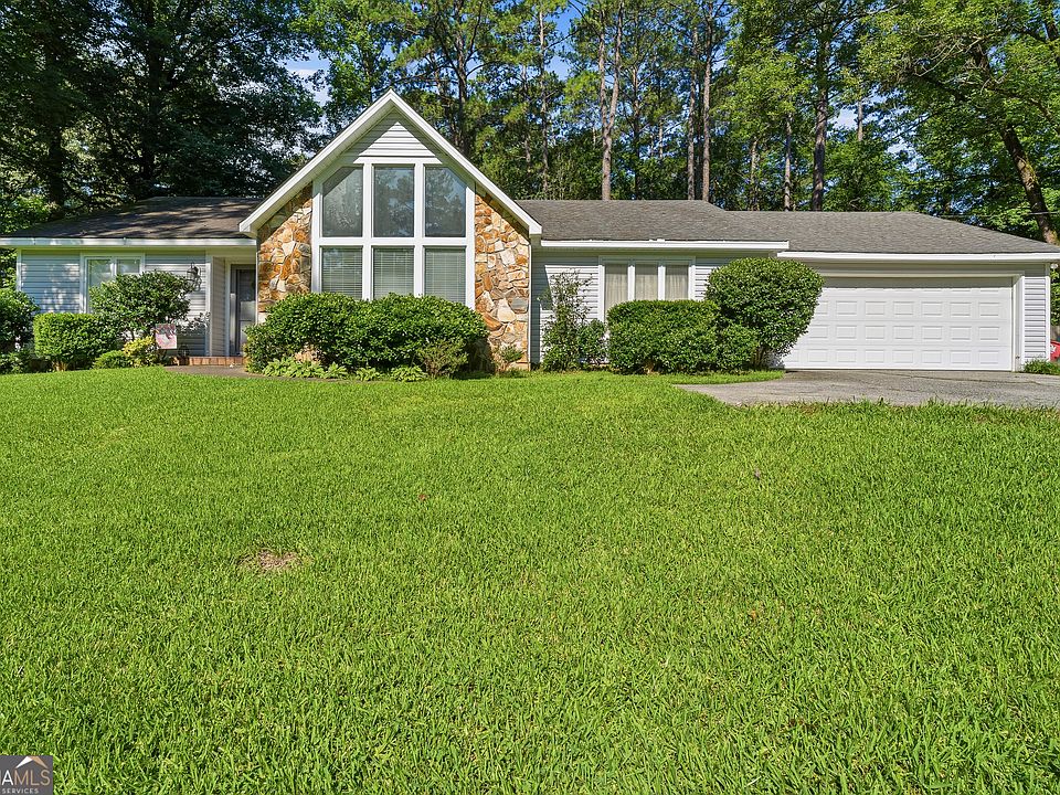 1st image of 5194 Rivoli Dr