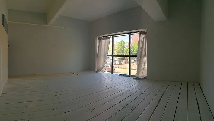 Rented by Manhattan Management LLC | media 39