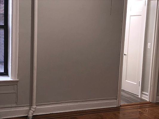4th image of 427 Eastern Pkwy #3C