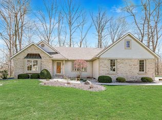 1810 E Wildwood Dr, Columbia City, IN 46725