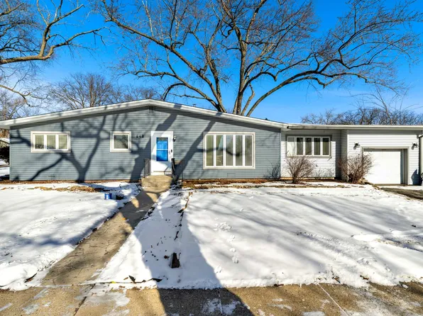 648 E Lincoln St, Palatine, IL 60074