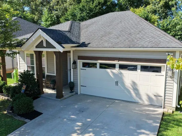 6411 Valley Brook Trce, Utica, KY 42376