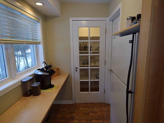 4th image of E2677 Green Knoll Dr