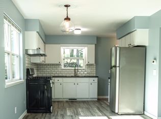 1068 Knapp St NE, Grand Rapids, MI 49505
