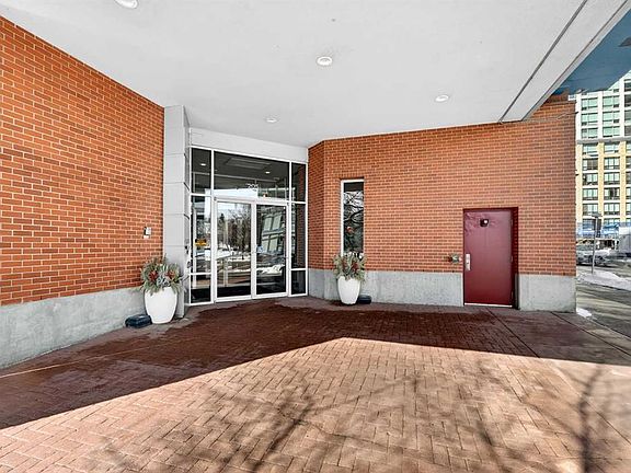 3rd image of 205 E Riverfront Ave SW #312
