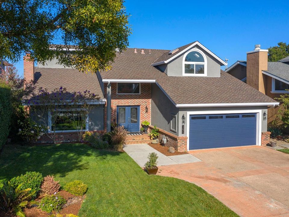 1st image of 385 Saint Andrews Ln