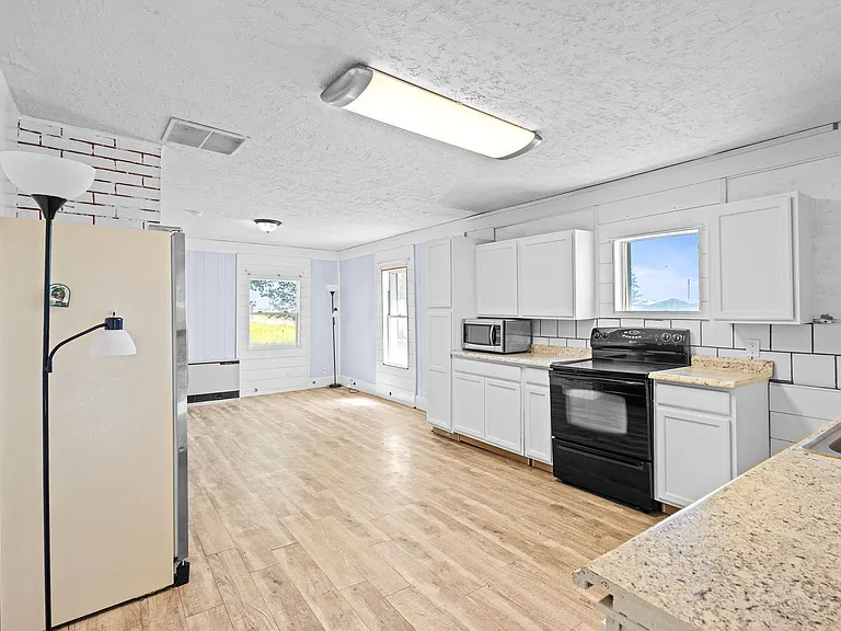 6773 W 33 S — Photo 20