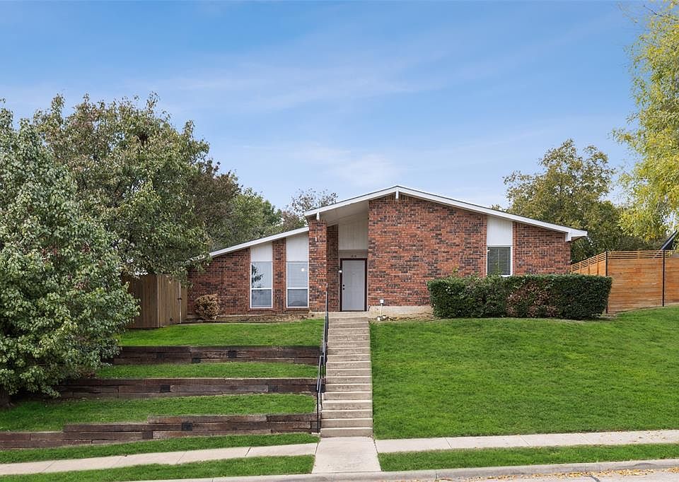 1st image of 1814 Post Oak Ln