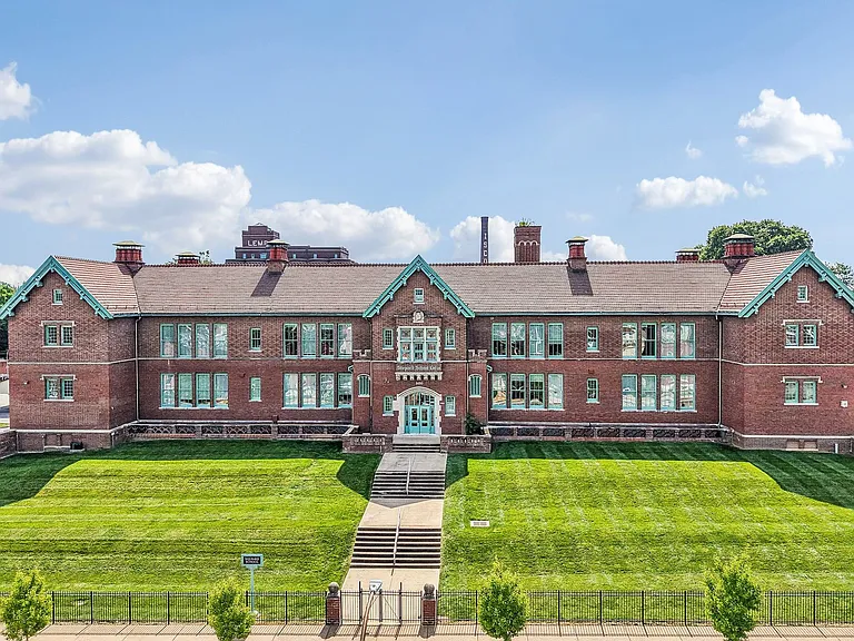 Shepard School Lofts — Photo 1