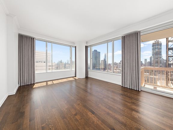 5th image of 200 E 69th St APT 32C