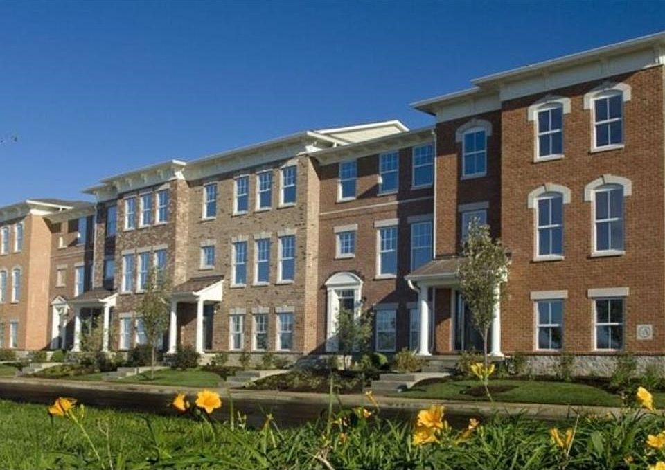 1st image of 9420 Park Meridian Dr
