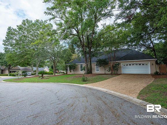 2nd image of 119 Cedar Pointe Loop