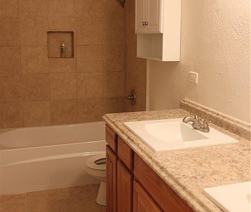 4th image of 420 N 40th St