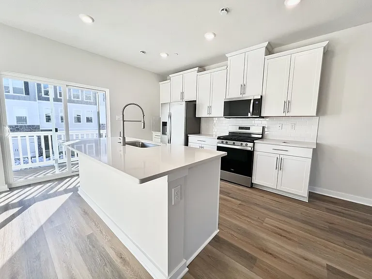 529 Cooper St #1 — Photo 5