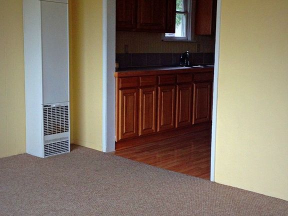 4th image of 1972 Beckler Avenue