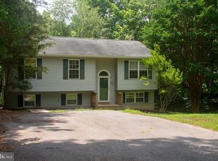 903 Spur Ct, Lusby, MD 20657