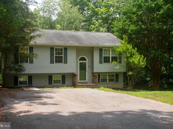 903 Spur Ct, Lusby, MD 20657
