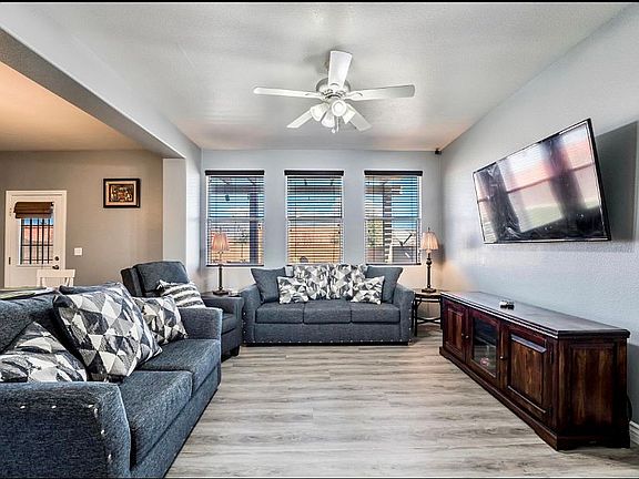 3rd image of 332 Arrowbird Ave
