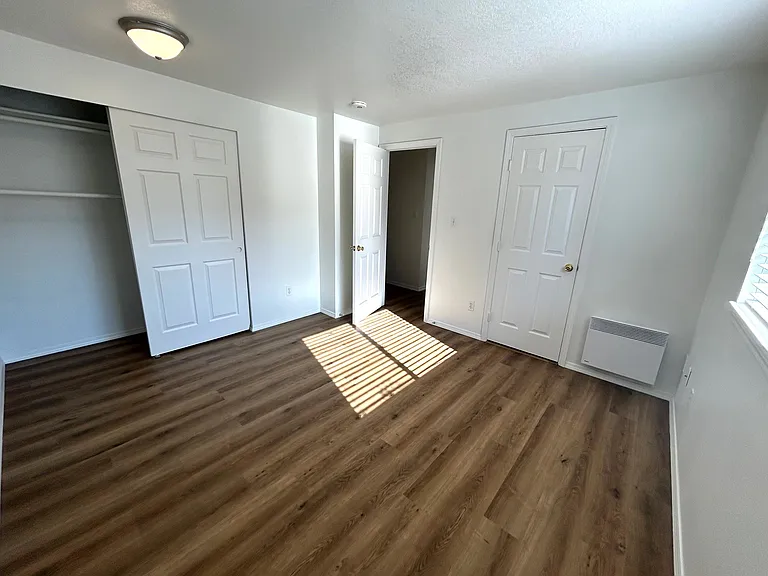 2501 Lexington Ave #A — Photo 7