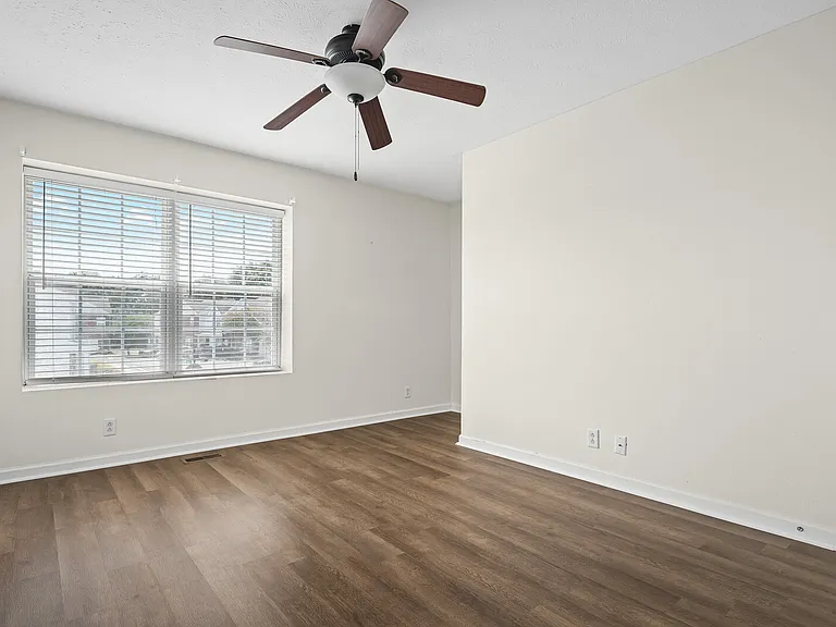 426 Arapaho Dr — Photo 29