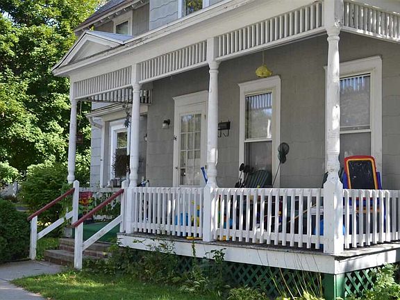 4th image of 66 Van Buren St