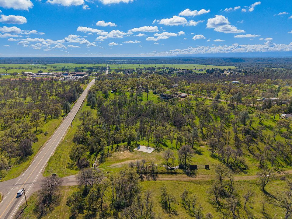 13th image of Happy Valley Rd