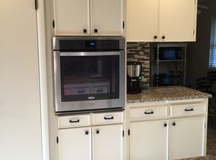 5543 S Lewis Pl, Tulsa, OK 74105