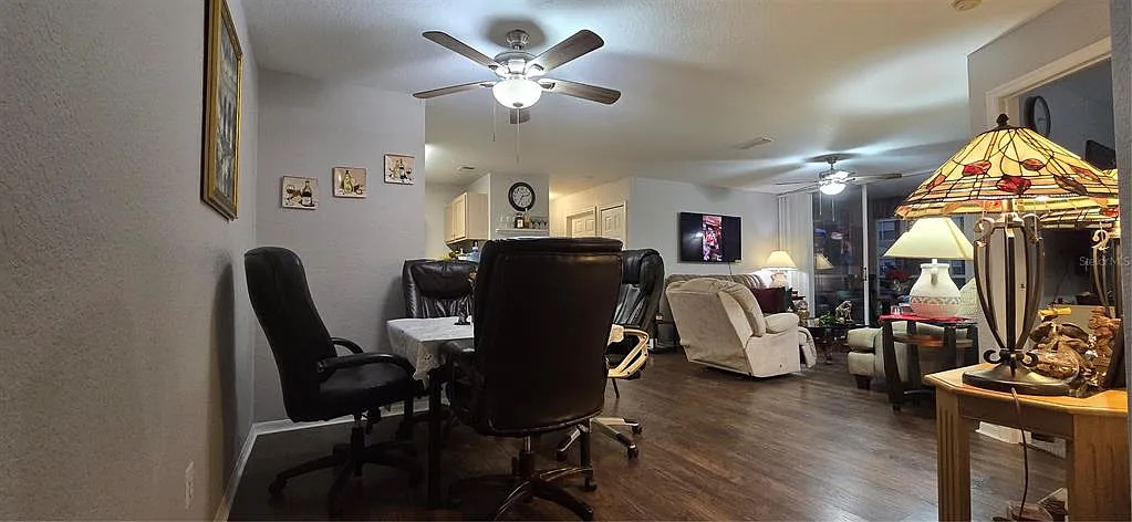 3 bed, 2.0 bath, 1193 sqft, $2,800 — Photo 3