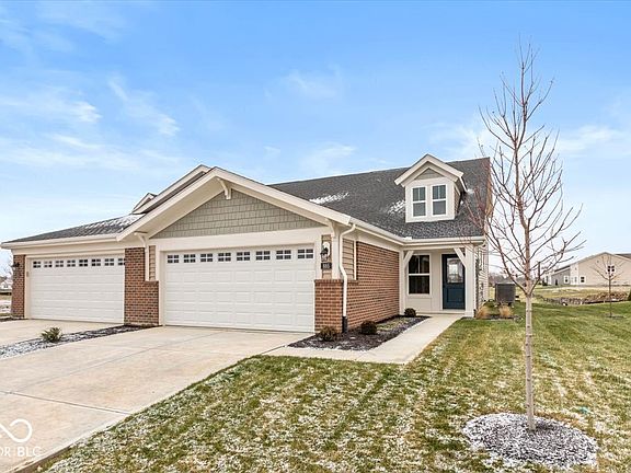 2nd image of 885 Rosebud Ln