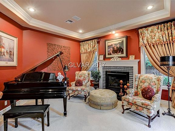 3rd image of 10922 Willow Heights Dr