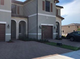 10420 W 33rd Way, Hialeah, FL 33018
