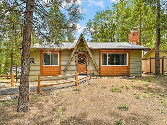2nd image of 40092 Hillcrest Dr