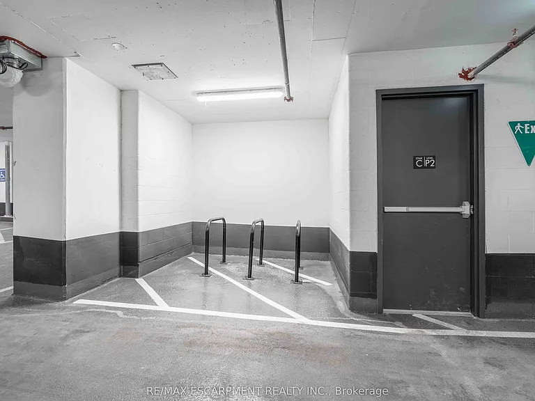 2075 Lakeshore Rd #416 — Photo 24