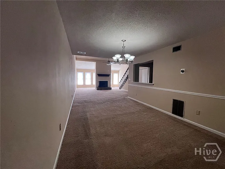 2505 W Broad St #422 — Photo 4