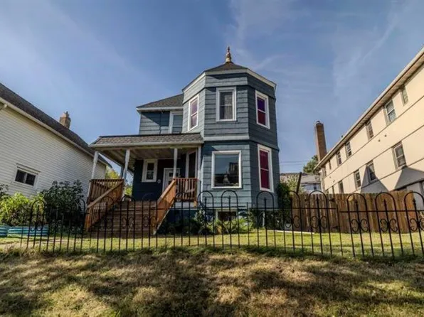 2007 W 3rd St, Duluth, MN 55806