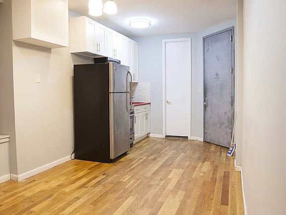 2nd image of 347 Linden St #3S